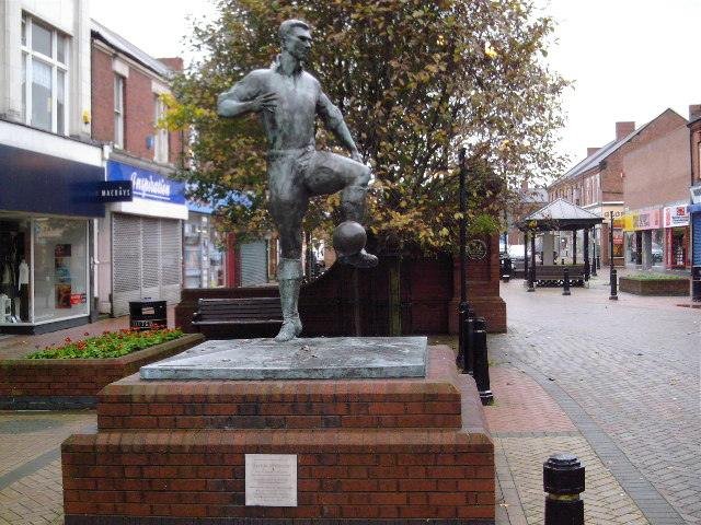 Ashington lad Jackie Milburn (1924-1988)